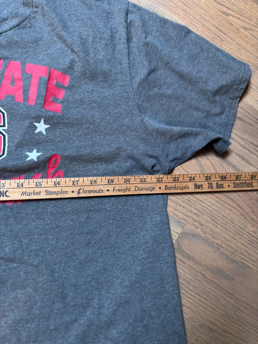 Adidas NC State Wolfpack T Shirt XL Gray Red NCAA College Tee NCSU Wolfpack